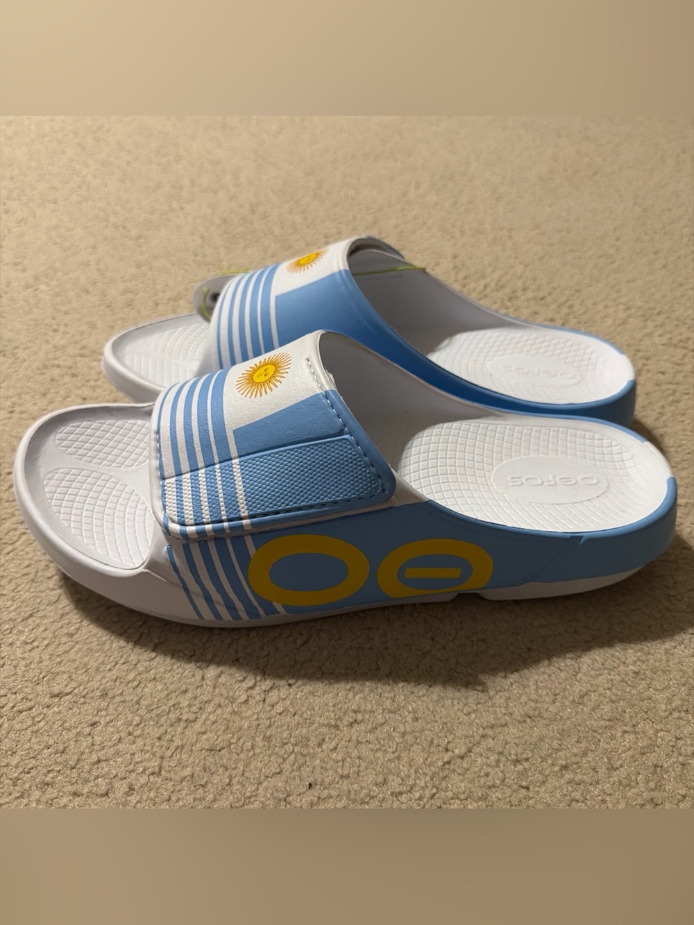 OOFOS Men’s Size 13 OOAHH Sport Flex Limited Edition ARGENTINA Slides Sandals